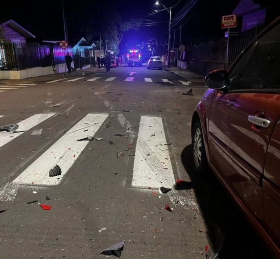 Motorista embriagado causa grande destruição na Vila Operária em Passo Fundo - foto 4