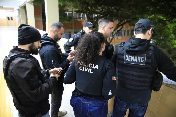 Polícia Civil realiza operação contra lavagem de dinheiro de facção gaúcha em cinco Estados - foto 6