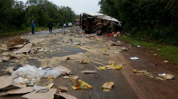 Acidente entre caminhões deixa dois mortos na ERS-344 entre Giruá e Santo Ângelo - foto 2