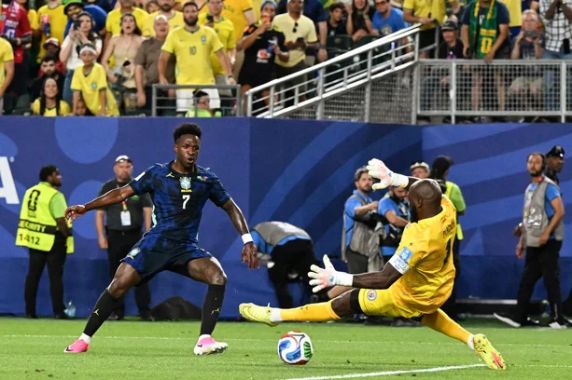 Matheus Cunha e Vini Jr. garantiram a primeira vitória brasileira no Mundial