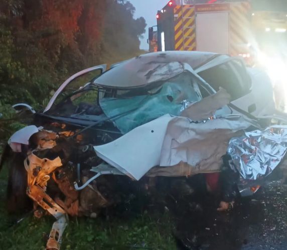 Três mulheres morrem em grave colisão entre carro e carreta na BR-285 - foto 2