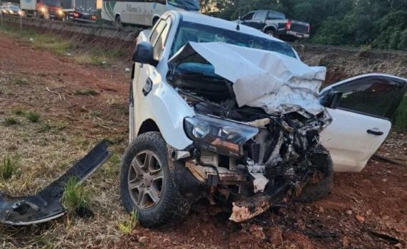 Acidente ocorreu na tarde desta quarta-feira (24), no km 230 da rodovia; vítimas receberam atendimento do Samu e da ViaSul