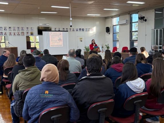 2º Seminário Municipal de Meio Ambiente reúne especialistas e promove debates sobre a preservação do Bioma Pampa - foto 4