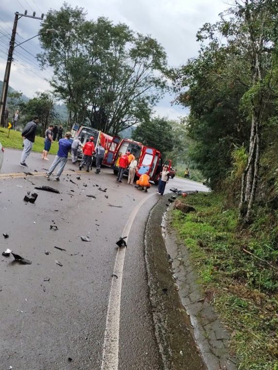 Motociclista morre em grave acidente no acesso a Arabutã - foto 2