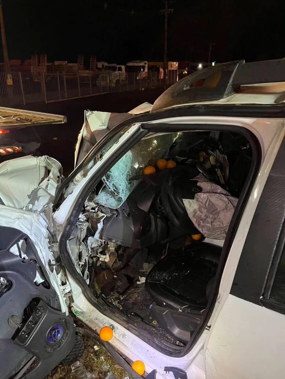 Motorista fica preso às ferragens após colisão entre carro e caminhão na BR-116, em Vacaria - foto 2