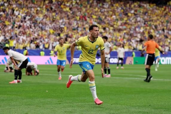 Alívio no fim! Brasil vira sobre o Japão e garante classificação para as oitavas da Copa
