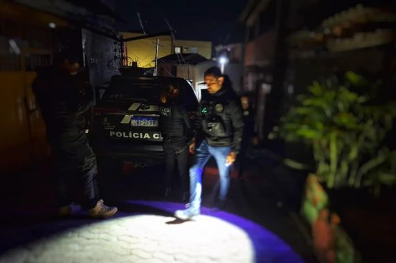 Foragidos por crimes contra mulheres, crianças e adolescentes são alvo de ação policial