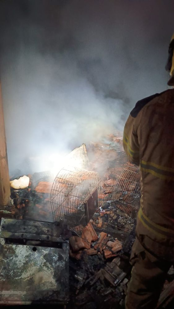 Ocorrência foi registrada na noite de sábado (11), na localidade de Lajeado Minas; não houve feridos.