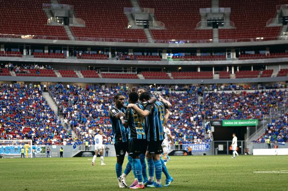 Carlos Vinícius, Nardoni e o estreante Matheus Nascimento marcaram os gols no 3 a 1 sobre os mineiros. Foi a primeira vitória fora de casa do Tricolor contra um time da Série A em 2026