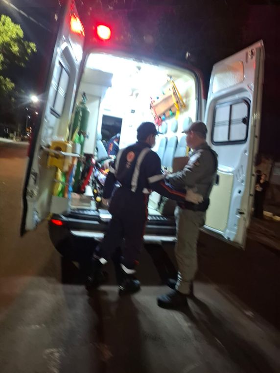 Colisão entre carro e motocicleta deixa uma pessoa ferida no Centro de Ijuí - foto 3