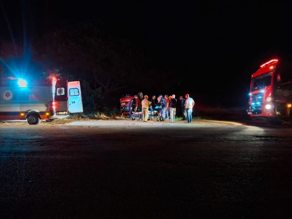 Mulher fica ferida após saída de pista e capotamento na RS-522, em Ijuí - foto 3