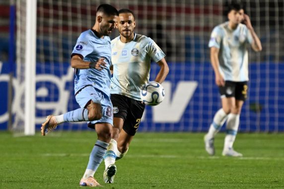 Tricolor leva 3 a 2, com direito a gol relâmpago; partida de volta acontece na próxima quinta-feira, na Arena