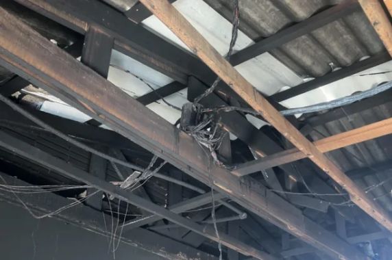 Imagens mostram destruição dentro da casa de professora encontrada morta em Constantina - foto 2
