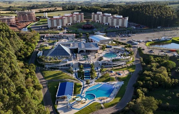 Pacote turístico oferece três dias de descanso e lazer em Restinga Sêca, com saída de Três de Maio e Santa Rosa
