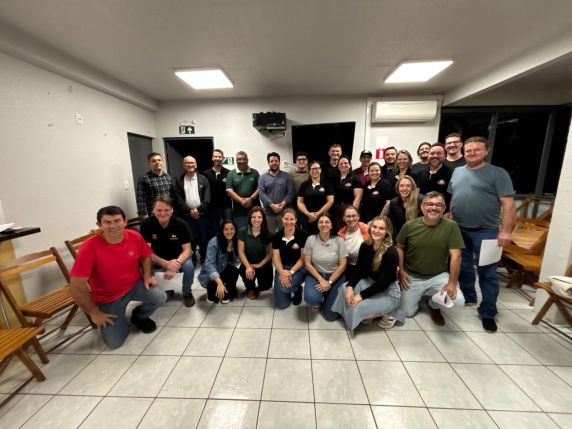 Encontro destacou o trabalho voluntário e o compromisso das equipes para garantir o sucesso da feira, que será realizada de 9 a 13 de setembro, em Três de Maio.