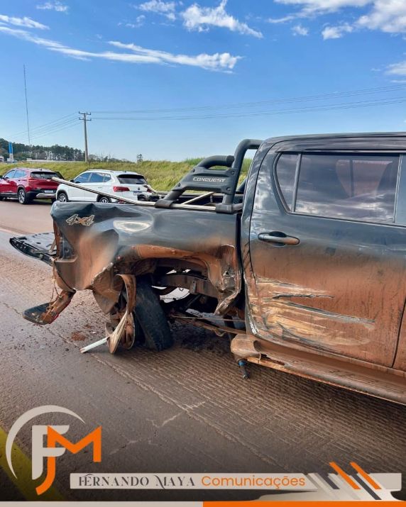 Acidente envolvendo três veículos deixa trânsito lento no trevo da BR-285 com a ERS-168, em São Luiz Gonzaga - foto 2