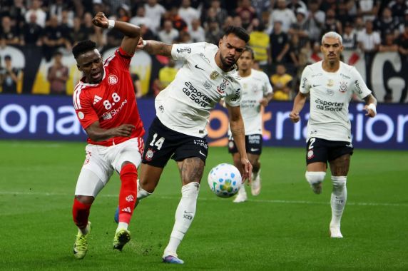 Gols da partida foram marcados por Gustavo Henrique, no fim do primeiro tempo, e Pedro Raul e Bernabei, na segunda etapa
