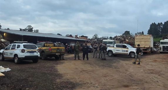 Operação policial mira grupo investigado por roubos e furtos em Carazinho e região - foto 2