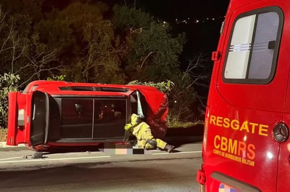 Ocorrência foi registrada no bairro Santa Marta, pouco depois da 1h deste domingo (9)