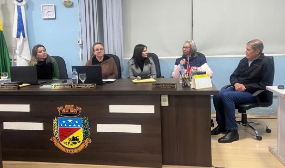Projeto Adote um Leito busca reformar 12 quartos e qualificar 27 leitos destinados ao SUS; seis já foram adotados, com dois quartos entregues e quatro em obras.