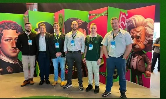 Certhil participa do Noroeste Summit, em Horizontina, evento que reuniu mais de cinco mil pessoas de 73 municípios, cinco estados brasileiros e dois países, fortalecendo conexões, aprendizado e iniciativas voltadas à inovação, tecnologia e desenvolvimento regional.