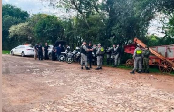 Operação Força-Tarefa Desmanche vistoriou dois estabelecimentos no Bairro Pippi e constatou falta de documentação para funcionamento regular
