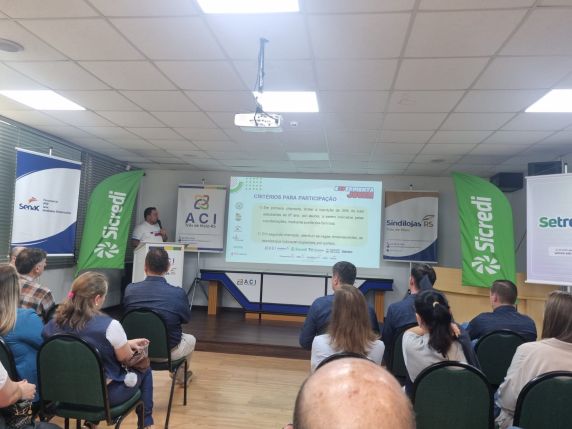 Projeto reúne 60 estudantes e promove aprendizado, autoconhecimento e aproximação com o mundo do trabalho