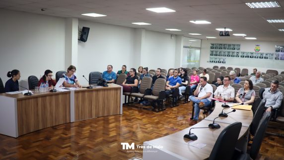 Encontro também apresentou ações da Secretaria de Saúde e prestação de contas dos serviços de Urgência e Emergência