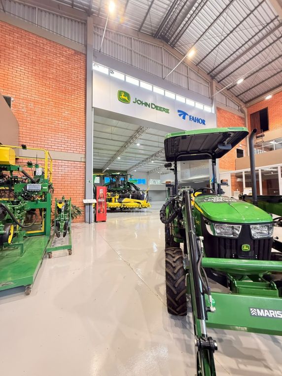 Horizontina amplia protagonismo na formação da rede John Deere com Master Training - foto 3