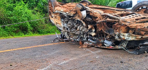 Honda Civic e Chevrolet S10, ambos com placas de Ajuricaba, colidiram no km 75 da rodovia; vítima fatal foi identificada como Nathanael Soares