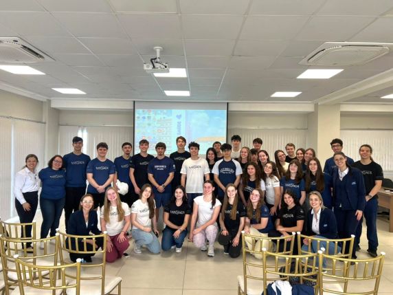 Estudantes do Colégio Dom Bosco realizam visita técnica ao Hospital Vida & Saúde - foto 4