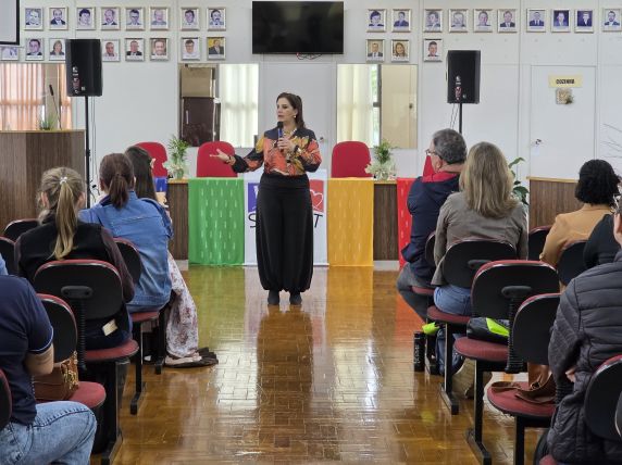 2º Fórum Municipal de Alfabetização reúne profissionais da educação em Independência - foto 2