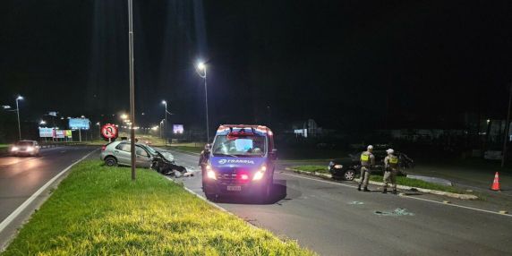 Vítima conduzia um Astra que invadiu a pista contrária e bateu em um Palio; outro motorista foi encaminhado ao hospital