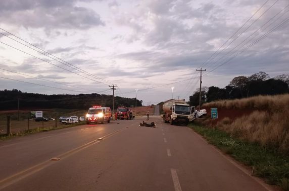 Duas pessoas morrem em acidente na RS-463, em Tapejara - foto 3