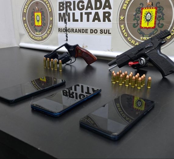 Força Tática da Brigada Militar prende cinco homens suspeitos de homicídio no bairro Boqueirão, em Passo Fundo - foto 5