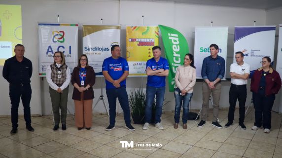 Primeiro encontro reuniu 60 jovens em atividade voltada ao autoconhecimento e à preparação para o mundo do trabalho