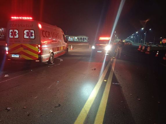 Colisão entre dois carros deixa três feridos na BR-386, em Fontoura Xavier