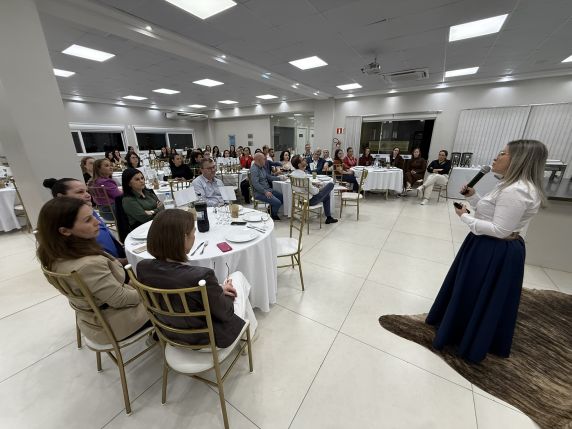 Hospital Vida & Saúde promove jantar de confraternização para residentes com celebração à cultura gaúcha - foto 7