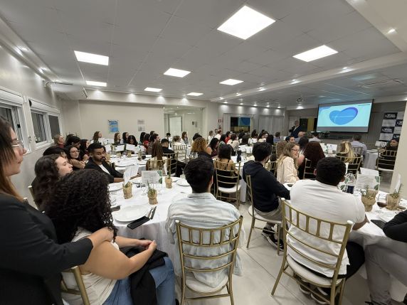 Hospital Vida & Saúde promove jantar de confraternização para residentes com celebração à cultura gaúcha - foto 3