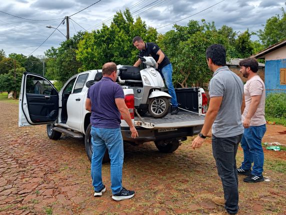 Veículo foi localizado no bairro Esplanada; homem que estava com o triciclo afirmou ter pago R$ 300 pelo bem e poderá responder por receptação