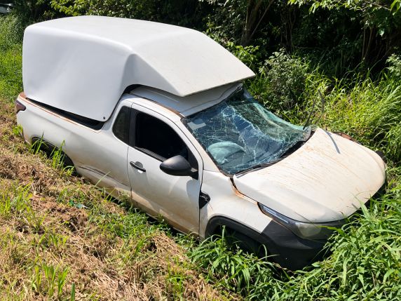 Acidente ocorreu na tarde desta segunda-feira (28), no km 41 da rodovia; os dois motoristas foram encaminhados ao Hospital Vida & Saúde