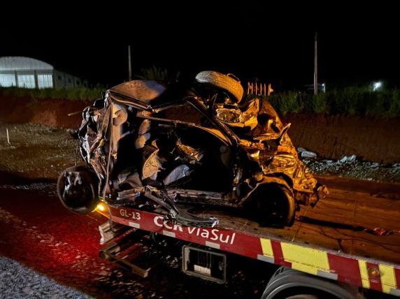 Grave acidente na BR-386 deixa três feridos e provoca mais de 20 km de congestionamento - foto 3