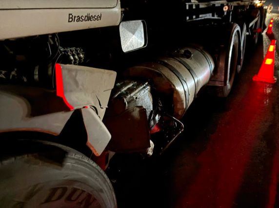 Grave acidente na BR-386 deixa três feridos e provoca mais de 20 km de congestionamento - foto 2
