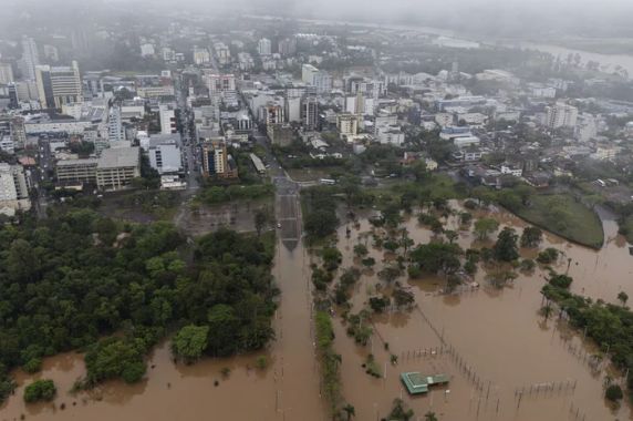 Chuva fraca e isolada ainda pode ocorrer em algumas regiões; Defesa Civil mantém alerta para elevação do Guaíba em áreas de Porto Alegre até domingo (4)