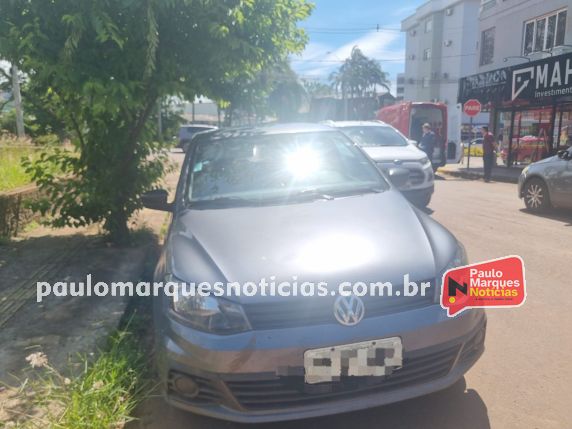 Acidente entre carro e moto deixa idosa ferida no centro de Três de Maio - foto 5