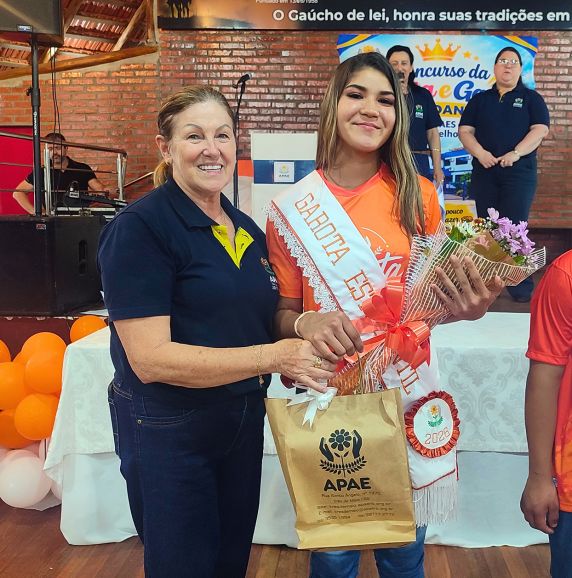 Apae de Três de Maio sedia Concurso Garota e Garoto Estudantil das Apaes do 3º Conselho - foto 2