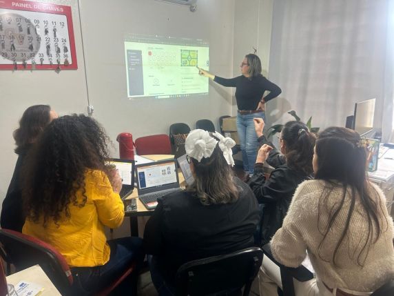 Professores da Escola Presidente Getúlio Vargas participam de formação para fortalecer a aprendizagem - foto 7