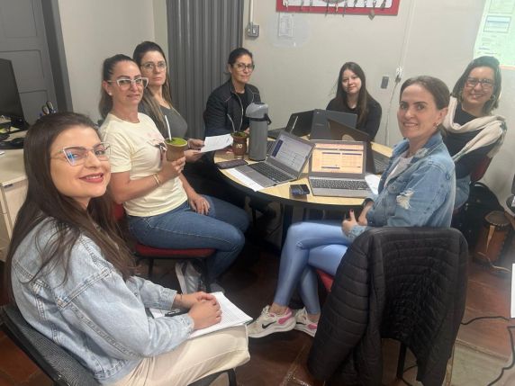 Professores da Escola Presidente Getúlio Vargas participam de formação para fortalecer a aprendizagem - foto 9