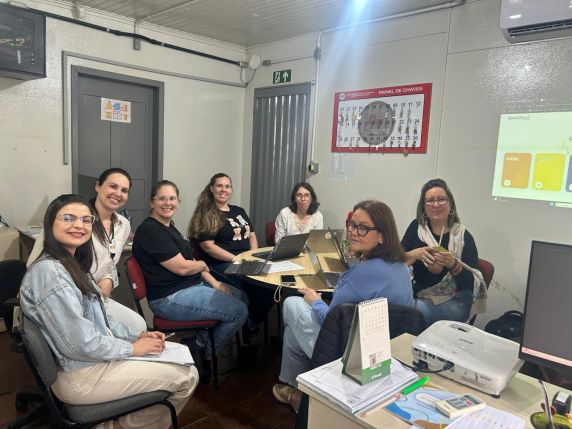 Professores da Escola Presidente Getúlio Vargas participam de formação para fortalecer a aprendizagem - foto 6