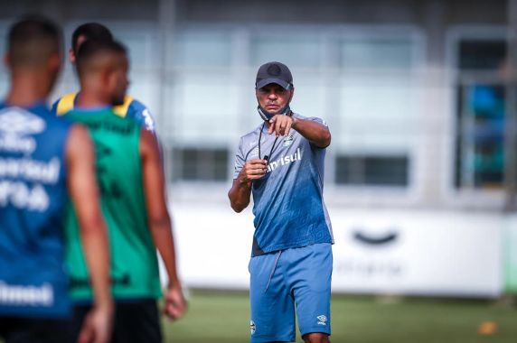 Alexandre Mendes foi preso no começo da tarde de quinta (8) por possível descumprimento de medida protetiva